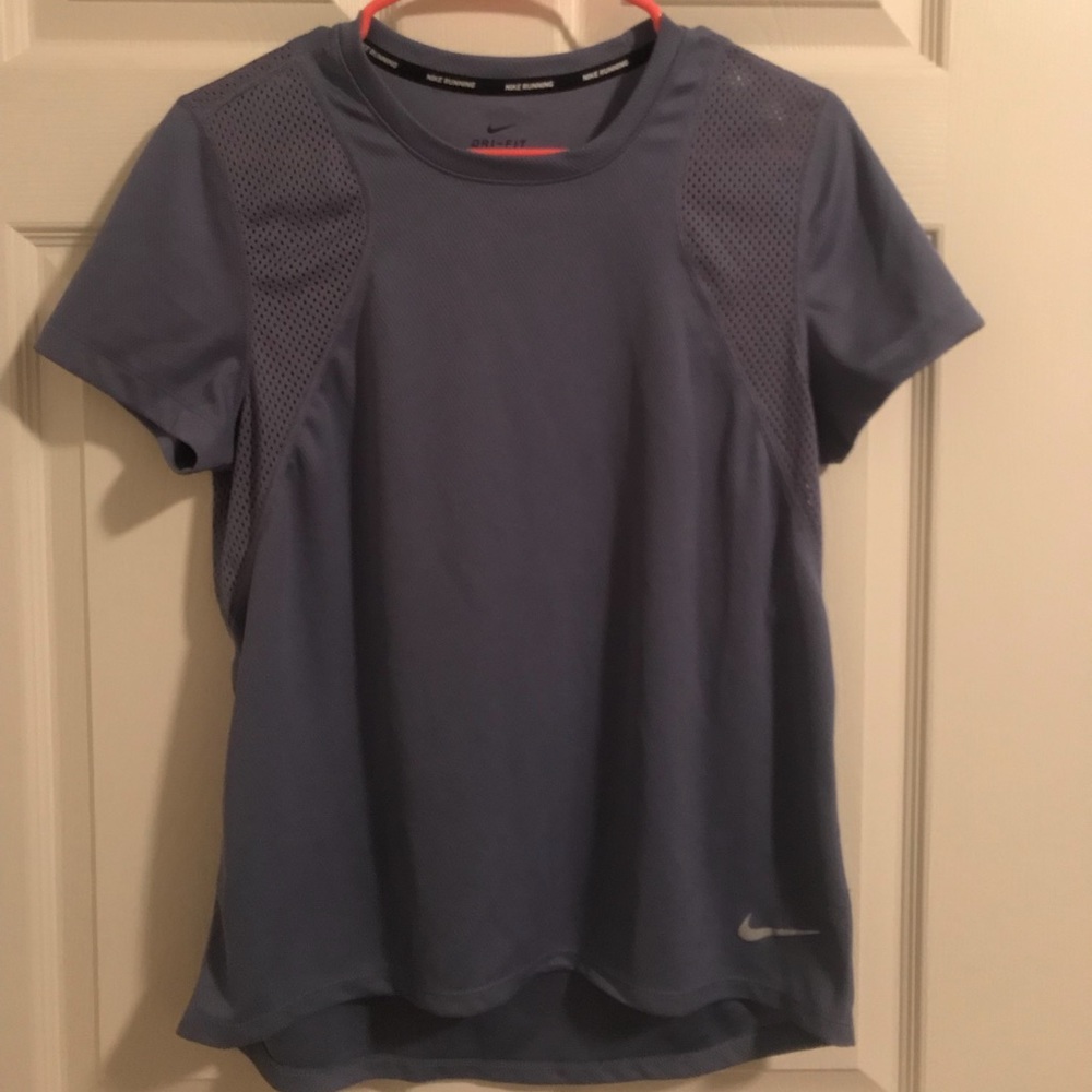 Nike dri fit top Size M